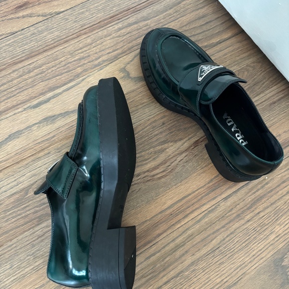 PRADA PLATFORM LOAFERS - EMERALD/BLACK - Picture 5 of 12
